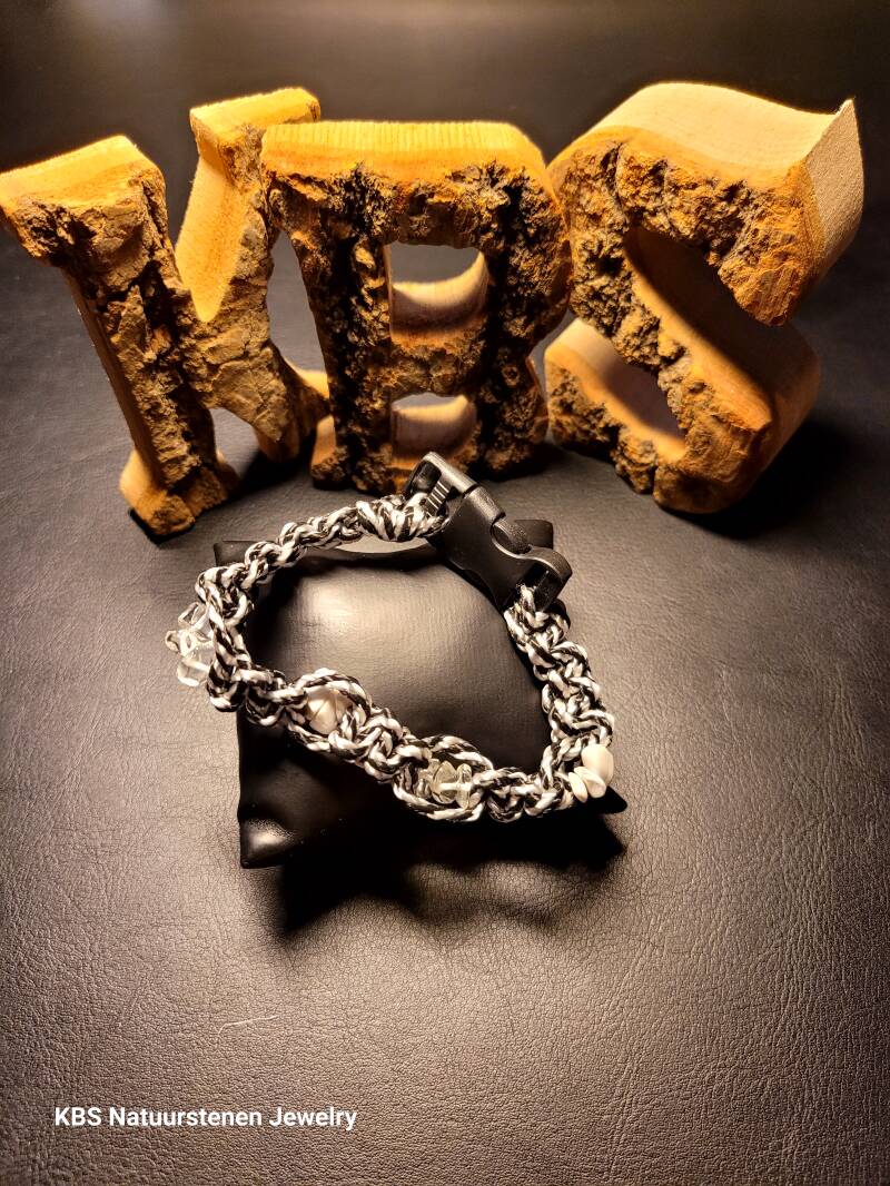 KBS Button Bracelet.1