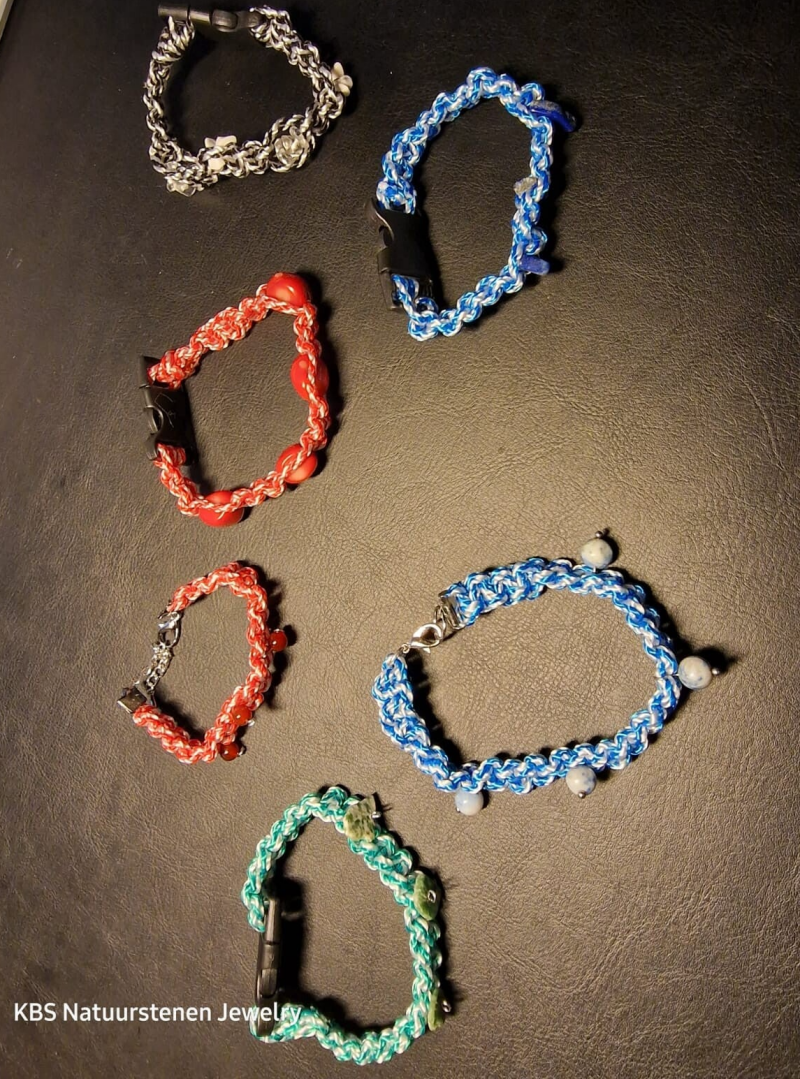KBS Button Bracelet.6