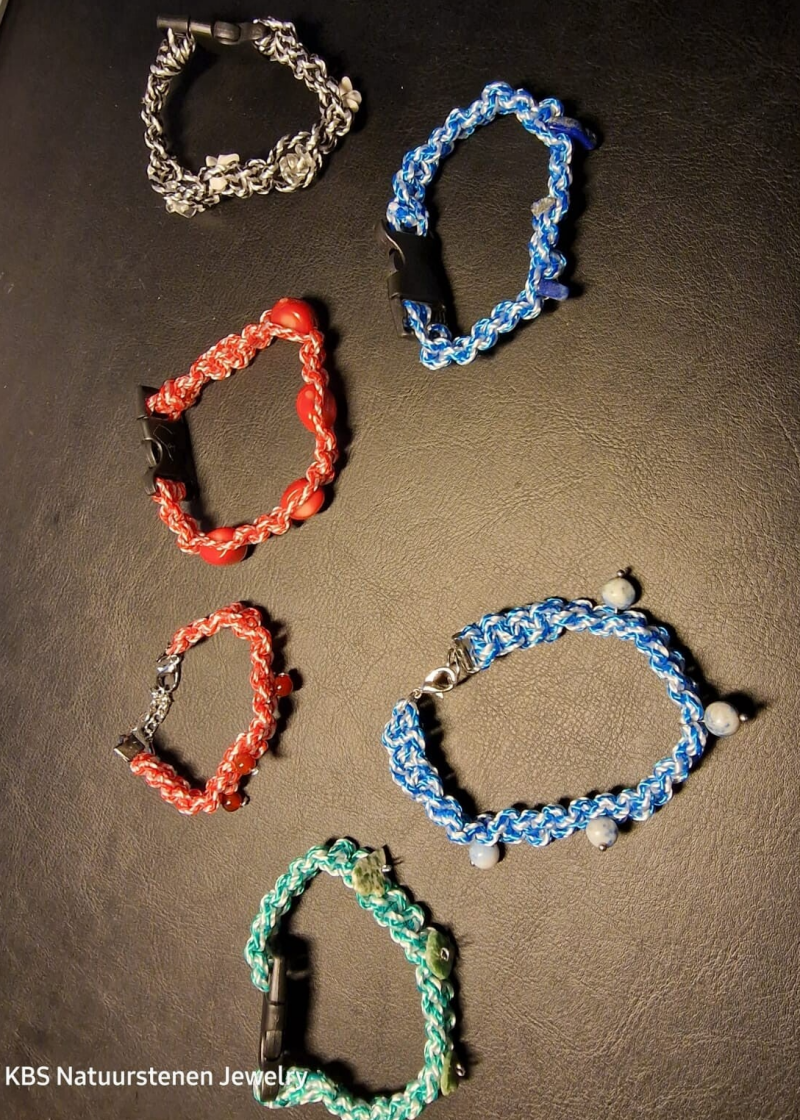 KBS Button Bracelet.2